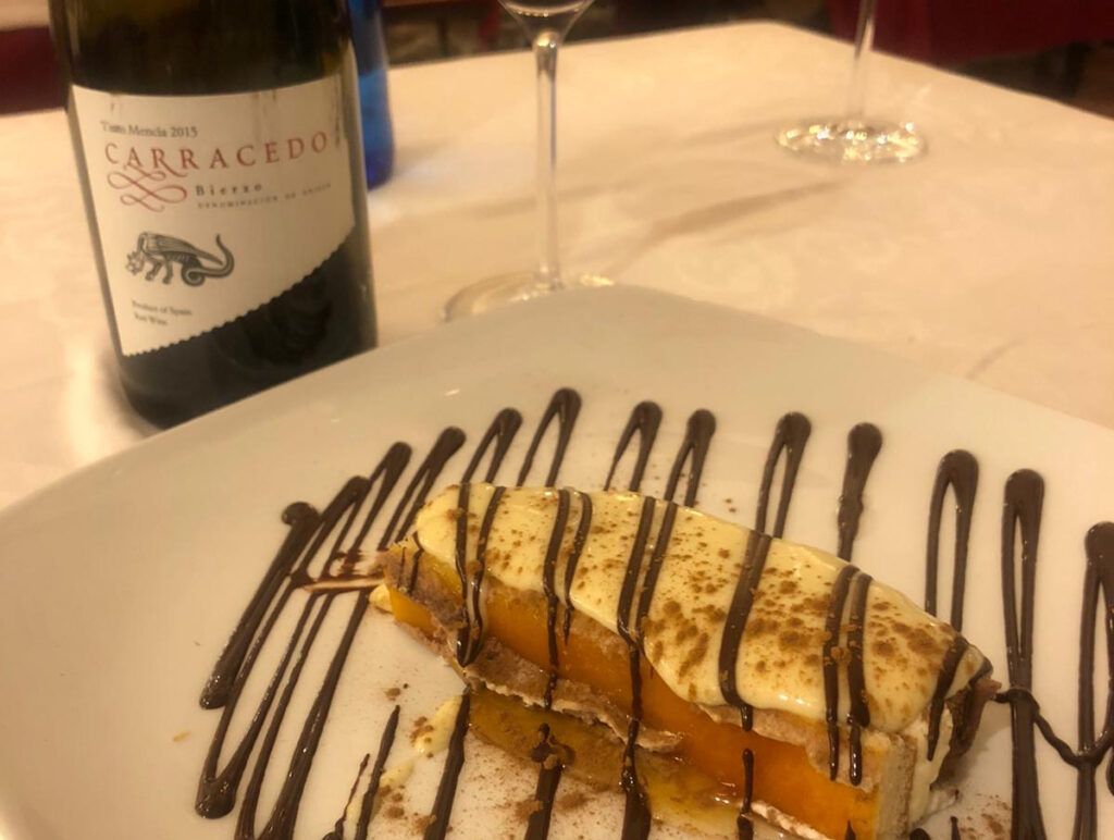 Vino y dulce